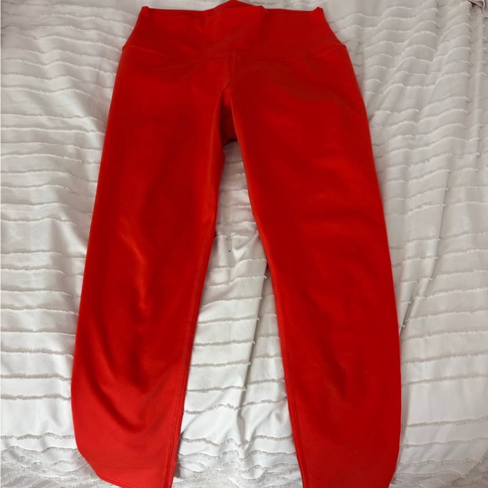 ALO Yoga Red Cropped Leggings